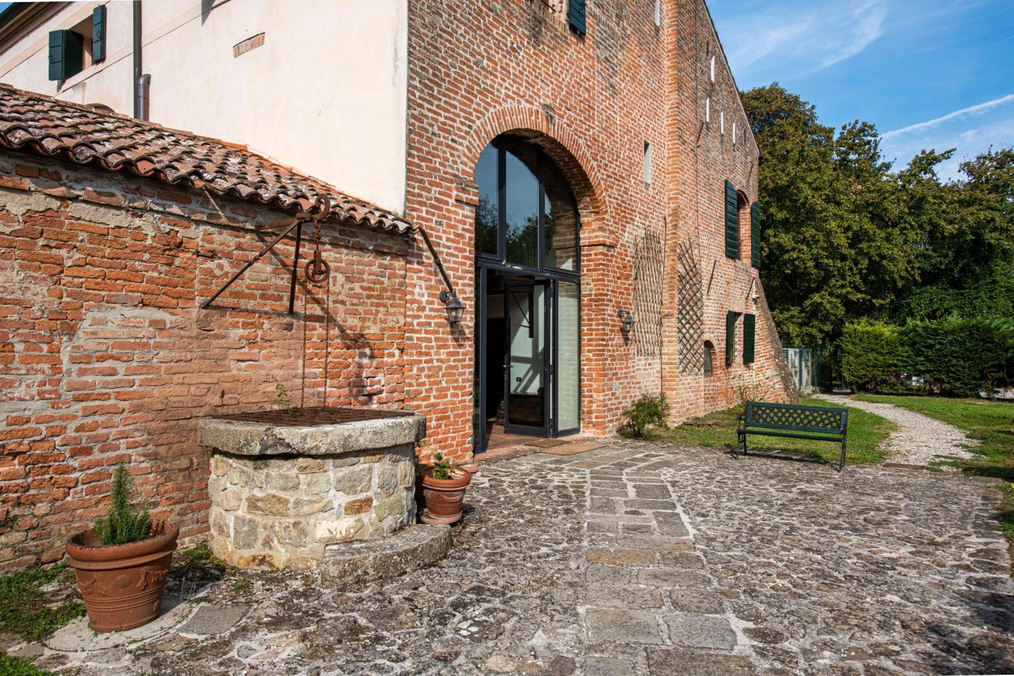 Villa Country Mansion 8500Squarefeet San Pietro Viminario Extérieur photo