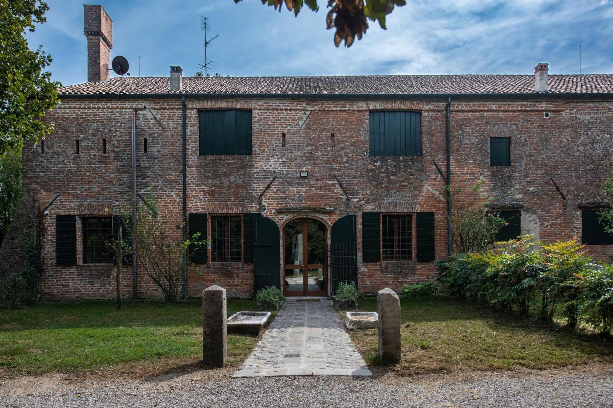 Villa Country Mansion 8500Squarefeet San Pietro Viminario Extérieur photo
