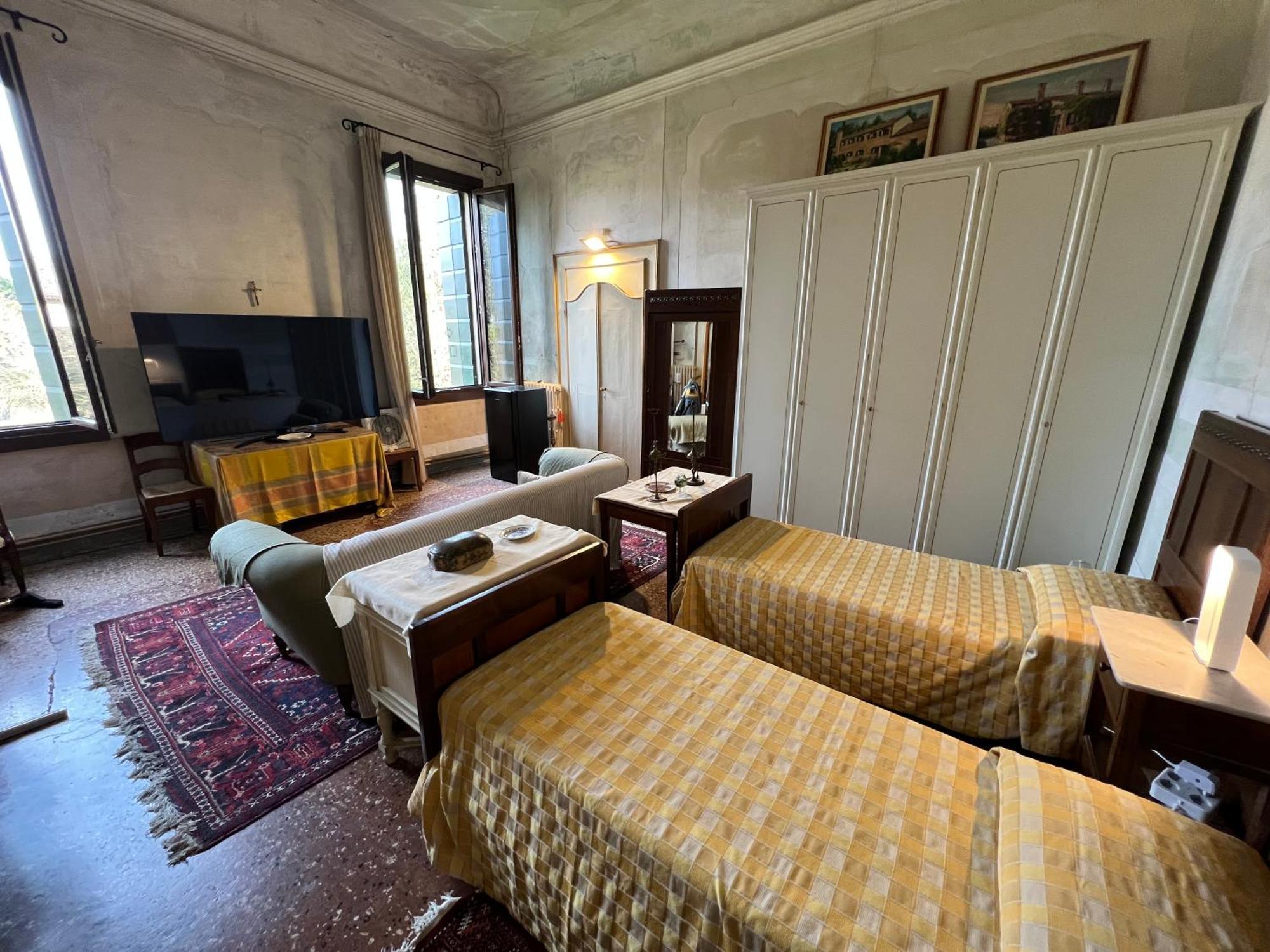 Villa Country Mansion 8500Squarefeet San Pietro Viminario Extérieur photo